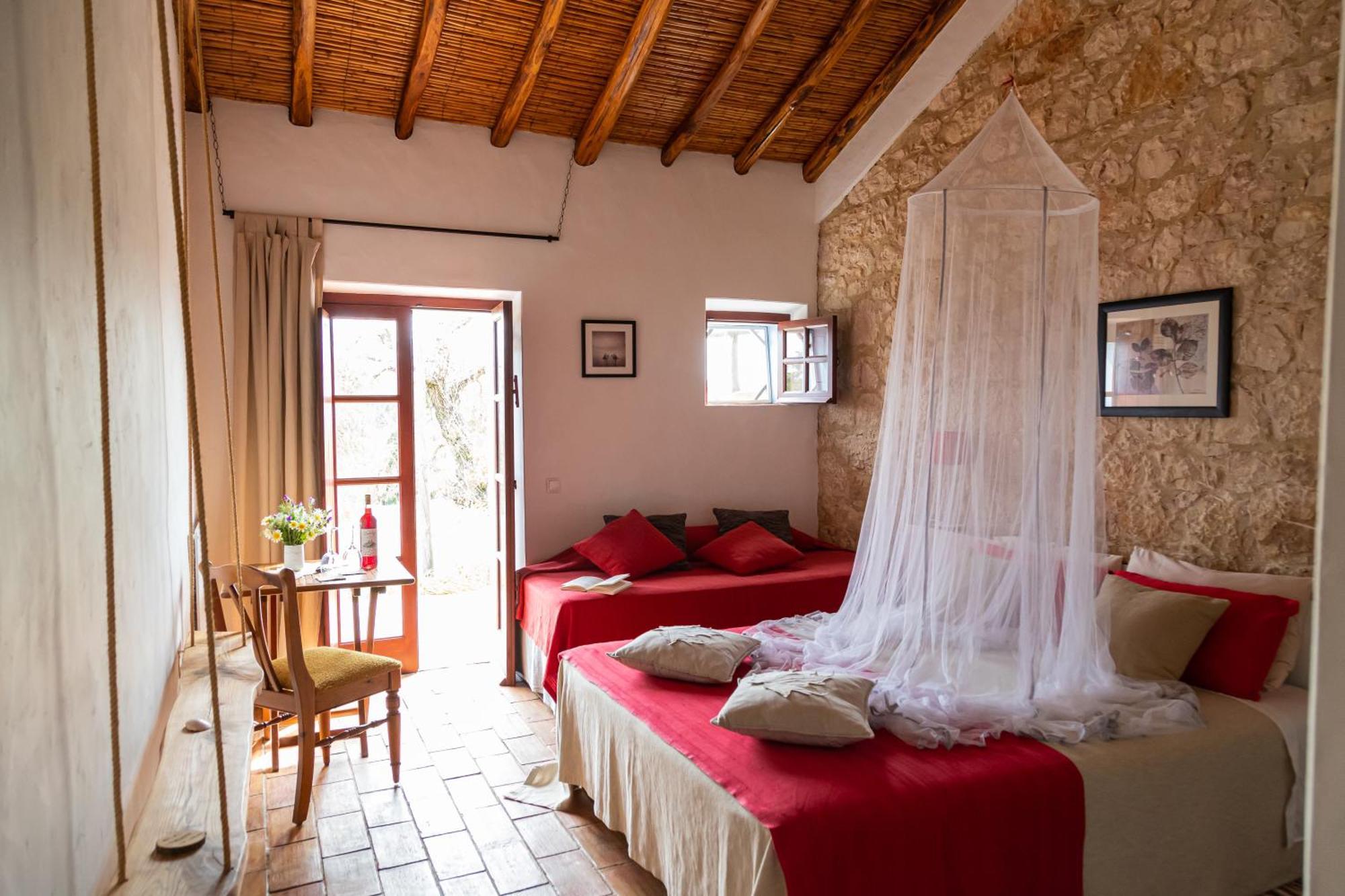 Casas Na Vinha - Monte Da Casteleja, Wine Estate - Eco Turismo Rural Лагуш Екстер'єр фото