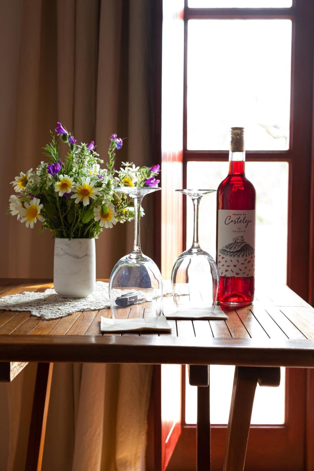 Casas Na Vinha - Monte Da Casteleja, Wine Estate - Eco Turismo Rural Лагуш Екстер'єр фото